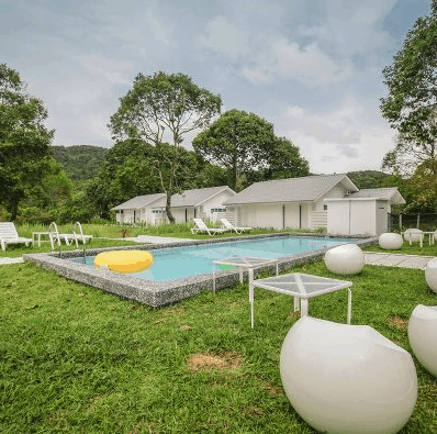 resort La Pari-Pari, a Fairy's Tale