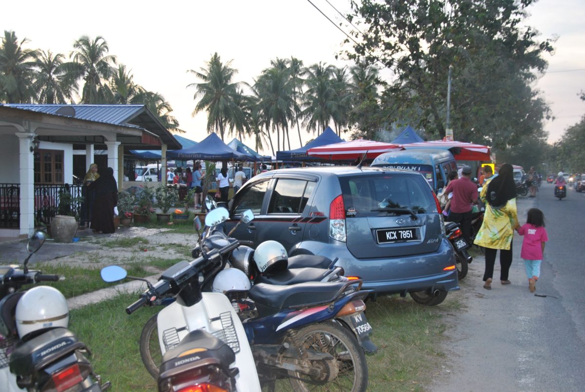 Bohor Tempoyak Langkawi THURSDAY night market