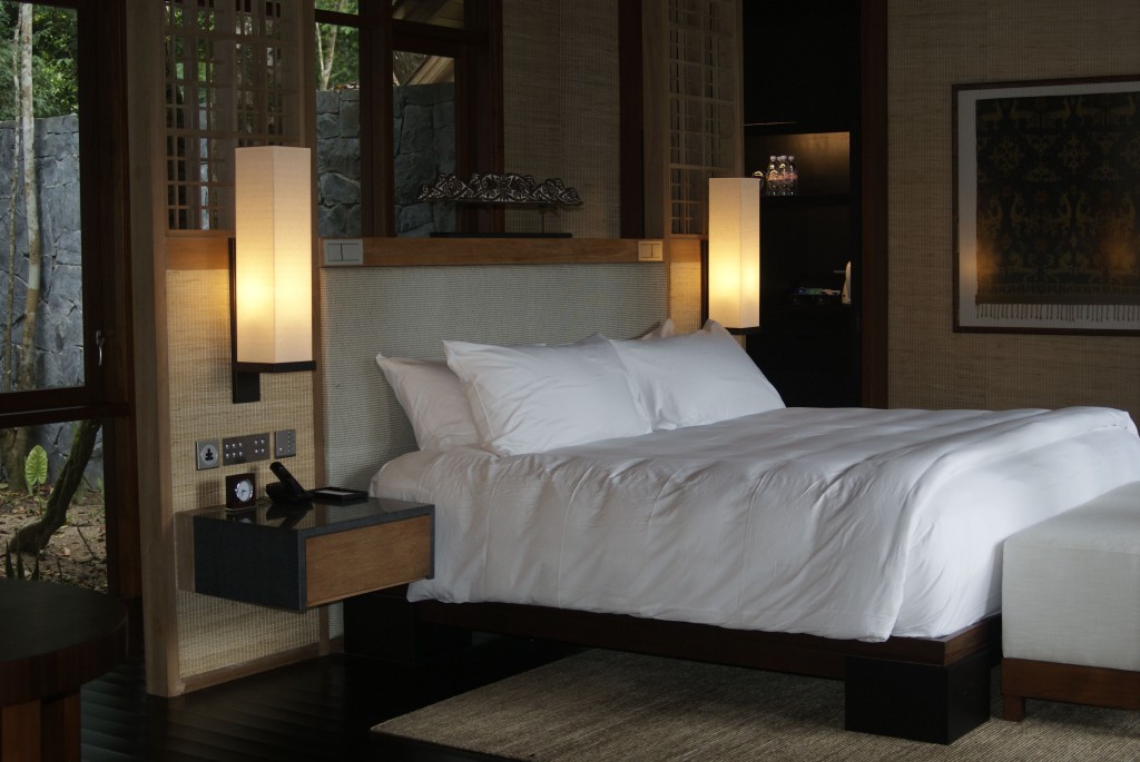 luxury-bed The Datai, Luxury in the Rainforest
