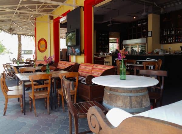 Best Langkawi Waterfront Restaurants and Bars