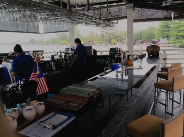 Best Langkawi Waterfront Restaurants and Bars