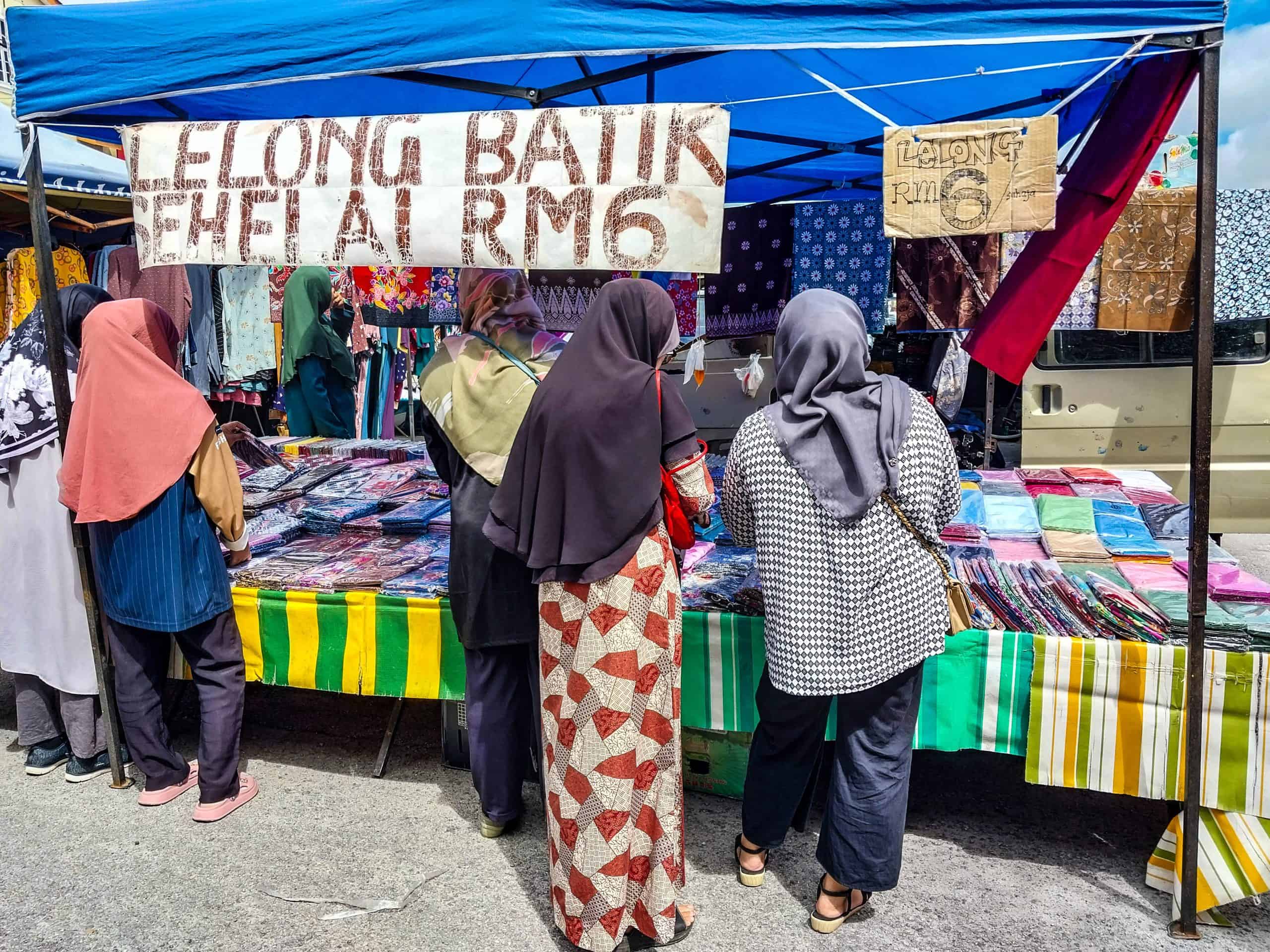 Pasar Karat Kampung Berjaya Flea Market