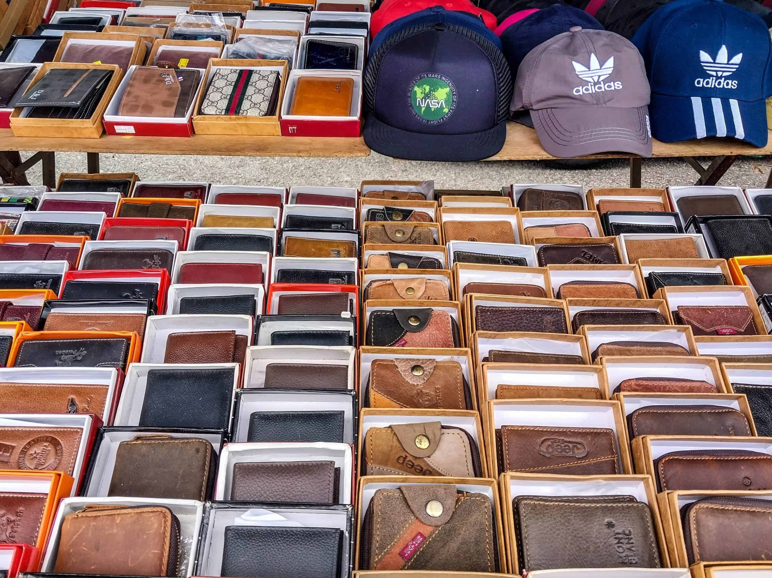 Pasar Karat Kampung Berjaya Flea Market