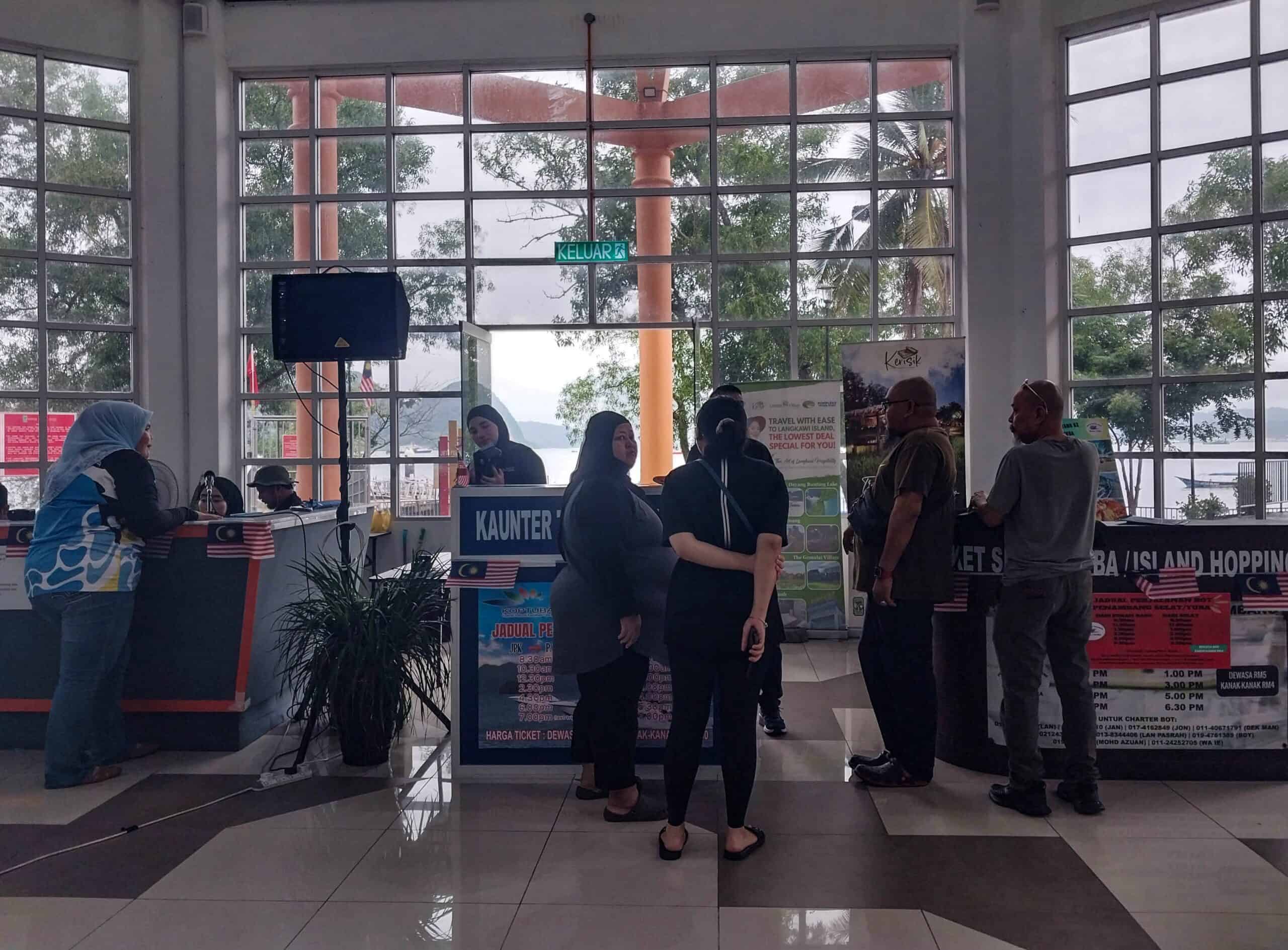 Bestuba Pulau Tuba Island Tours