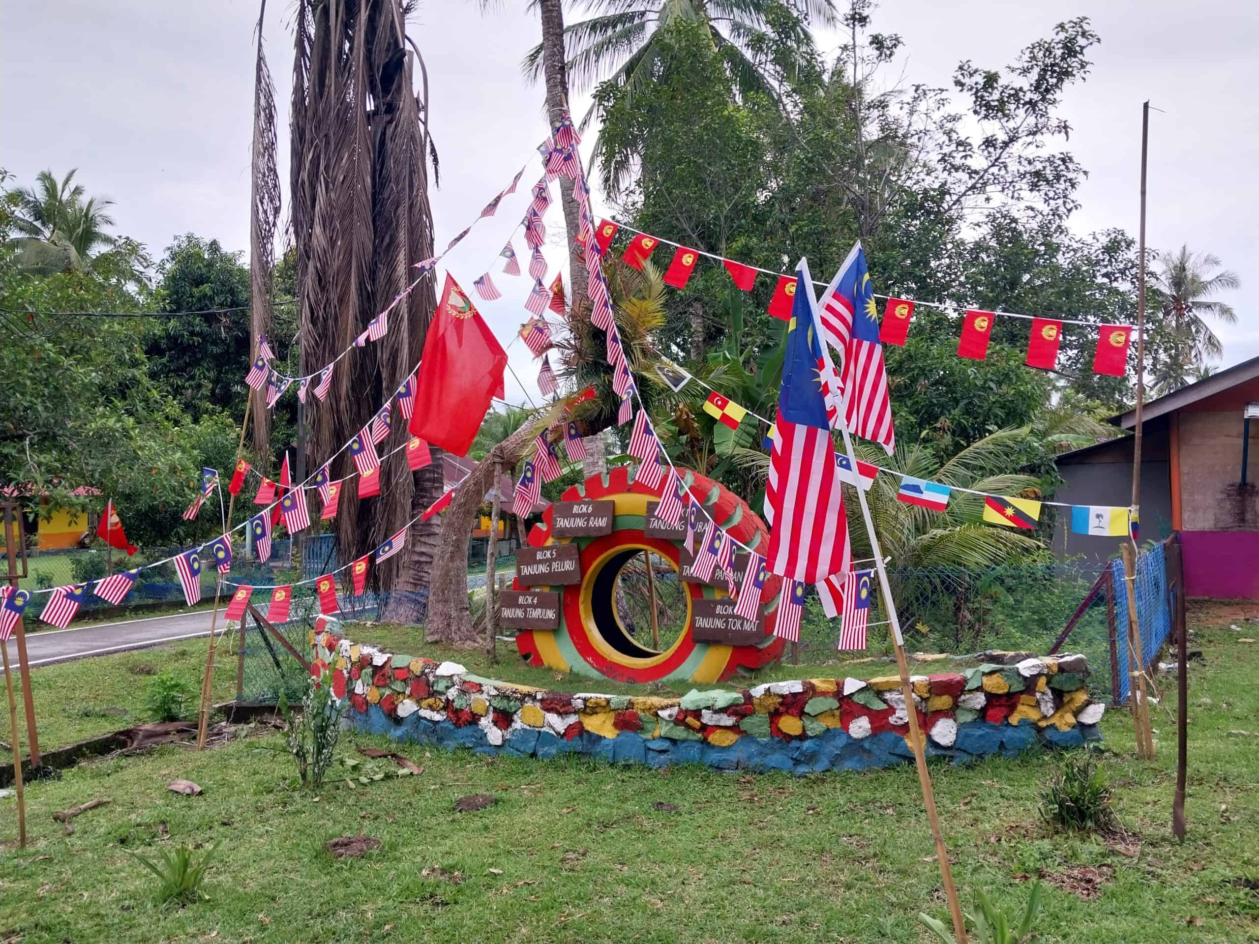 Bestuba Pulau Tuba Island Tours