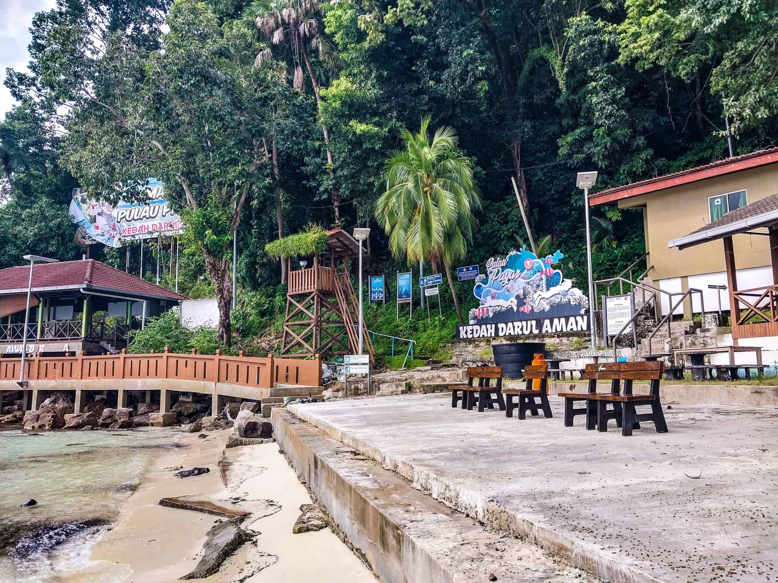 Best Langkawi Snorkeling is at Pulau Payar Marine Park
