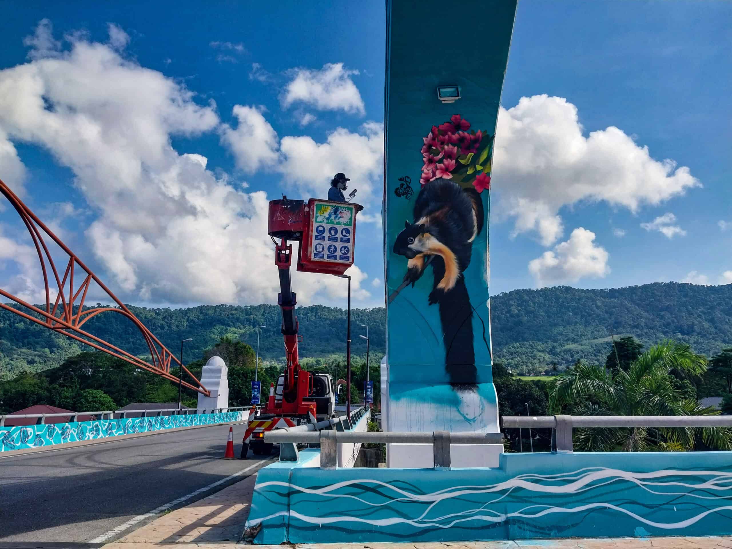 Kuala Sungai Melaka Bridge murals