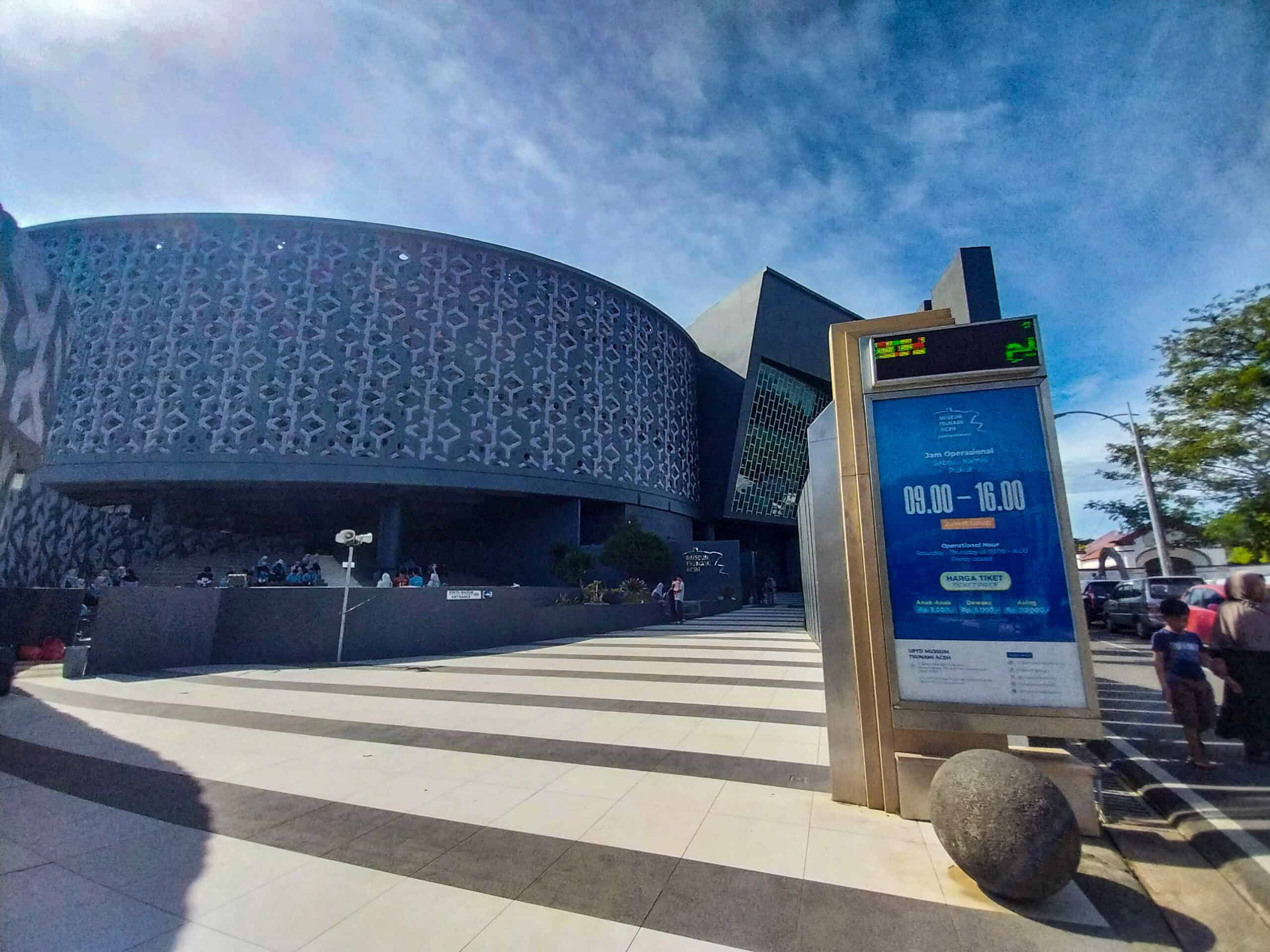 Aceh Tsunami Museum: The Story of the 2004 Tsunami