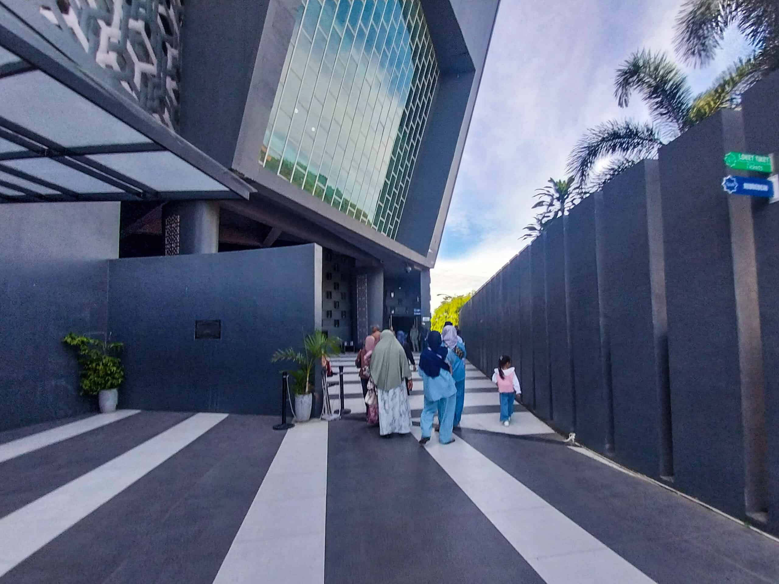 Aceh Tsunami Museum: The Story of the 2004 Tsunami