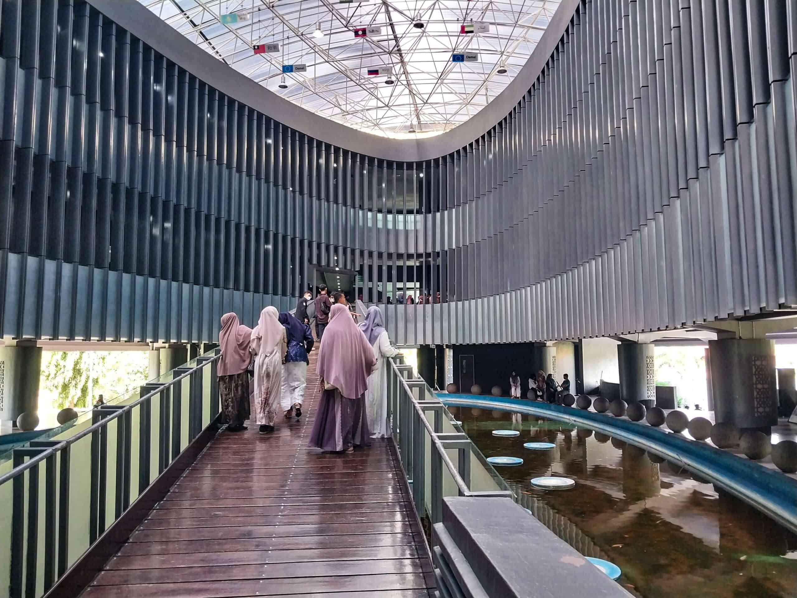 Aceh Tsunami Museum: The Story of the 2004 Tsunami