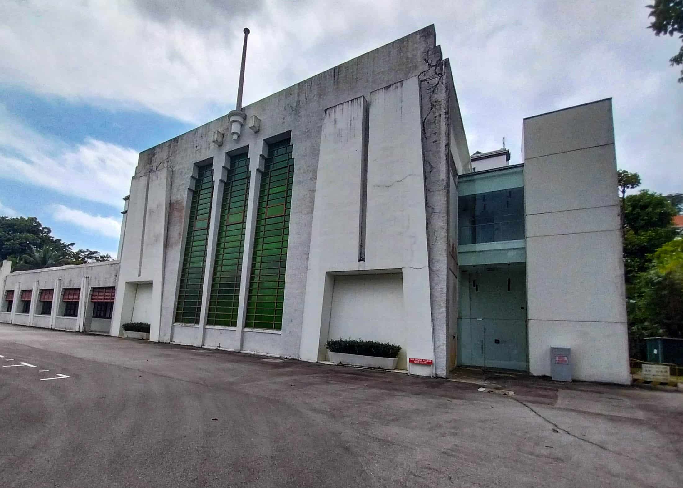 The Ford Factory and the Fall of Singapore